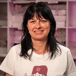 Martina – Fedeleket nyomtat és grafikai terveket készít