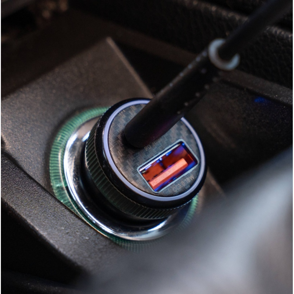 Swissten CL adapter PD, USB-C PD + USB-A, 20W - Fekete