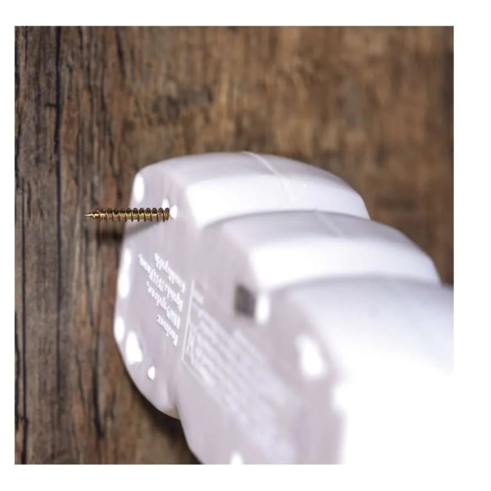 Hosszabbító kábel 3 m / 3 aljzat / kapcsolóval / fehér / PVC / 1 mm2