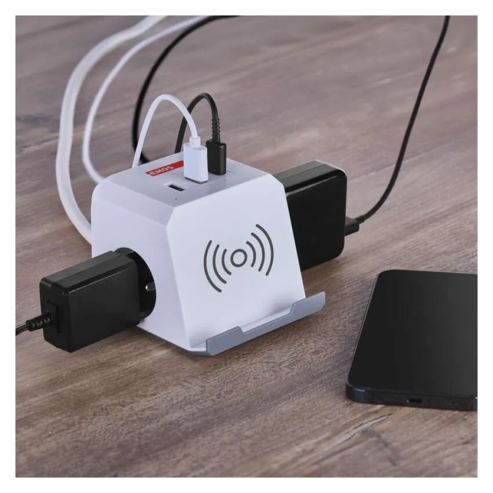Hosszabbító kábel - kocka 2 m / 2 aljzat / fehér / 2×USB-A+1×USB-C+Qi / 1,5 mm2