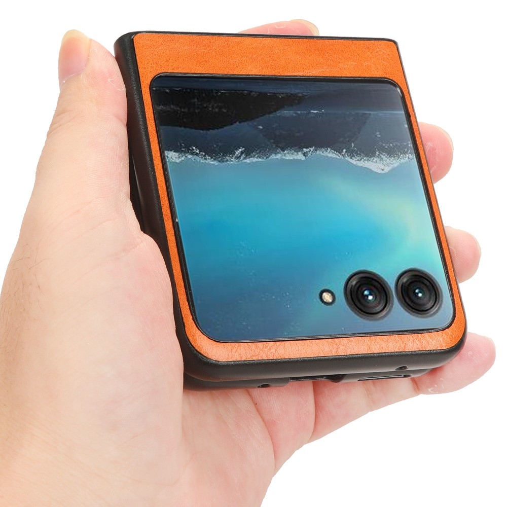 Vintage műanyag borító műbőrrel a Motorola Razr 40 Ultra 5G készülékhez - narancssárga színben