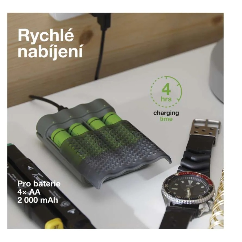 Akkumulátortöltő GP Speed M451 + 4× AA ReCyko 2700