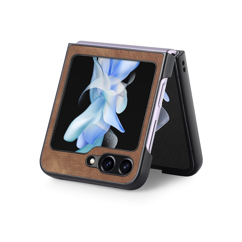 Vintage műanyag borítás műbőrrel Samsung Galaxy Z Flip6 5G - barna