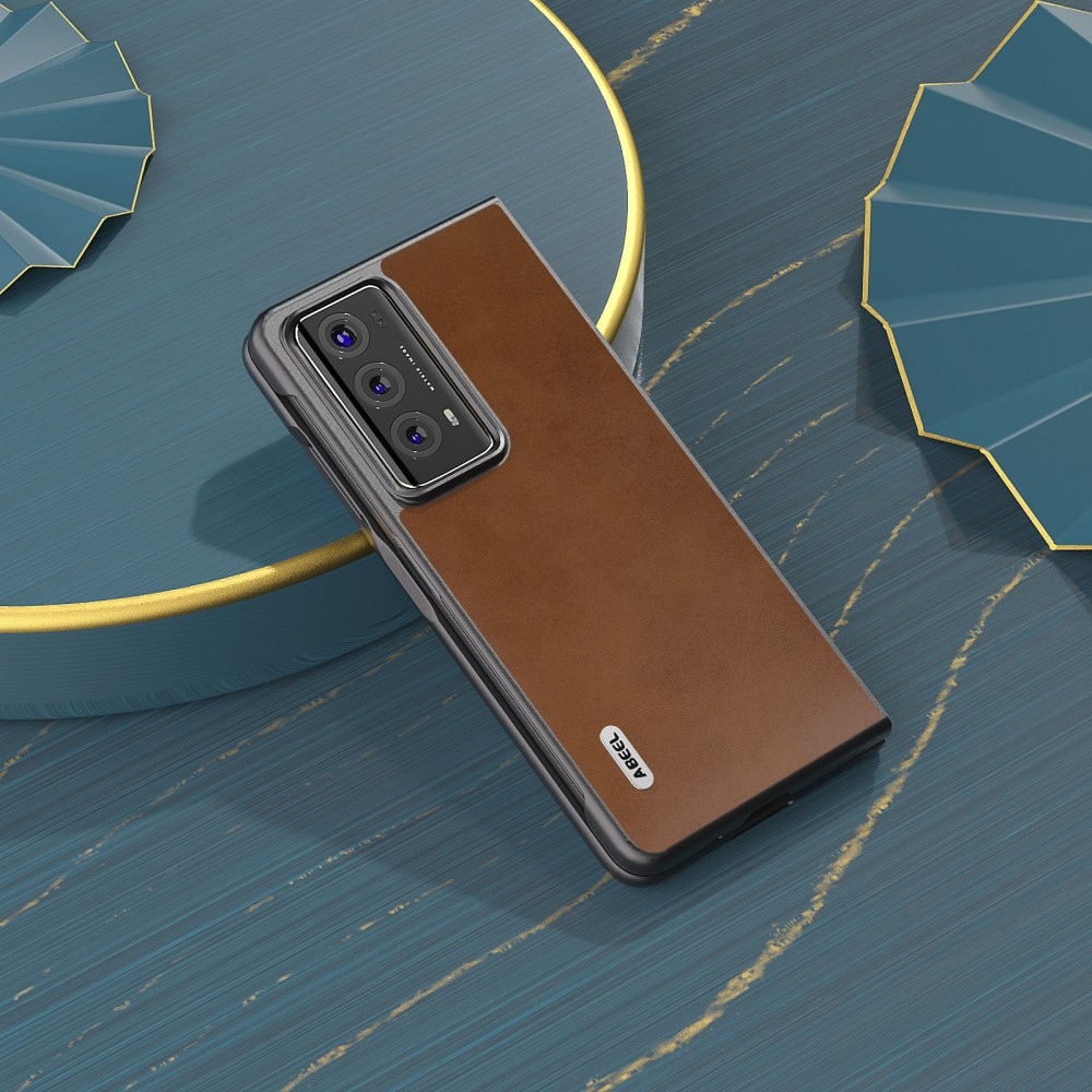 ABEEL Műanyag tok műbőrrel a Honor Magic V2 készülékhez - barna