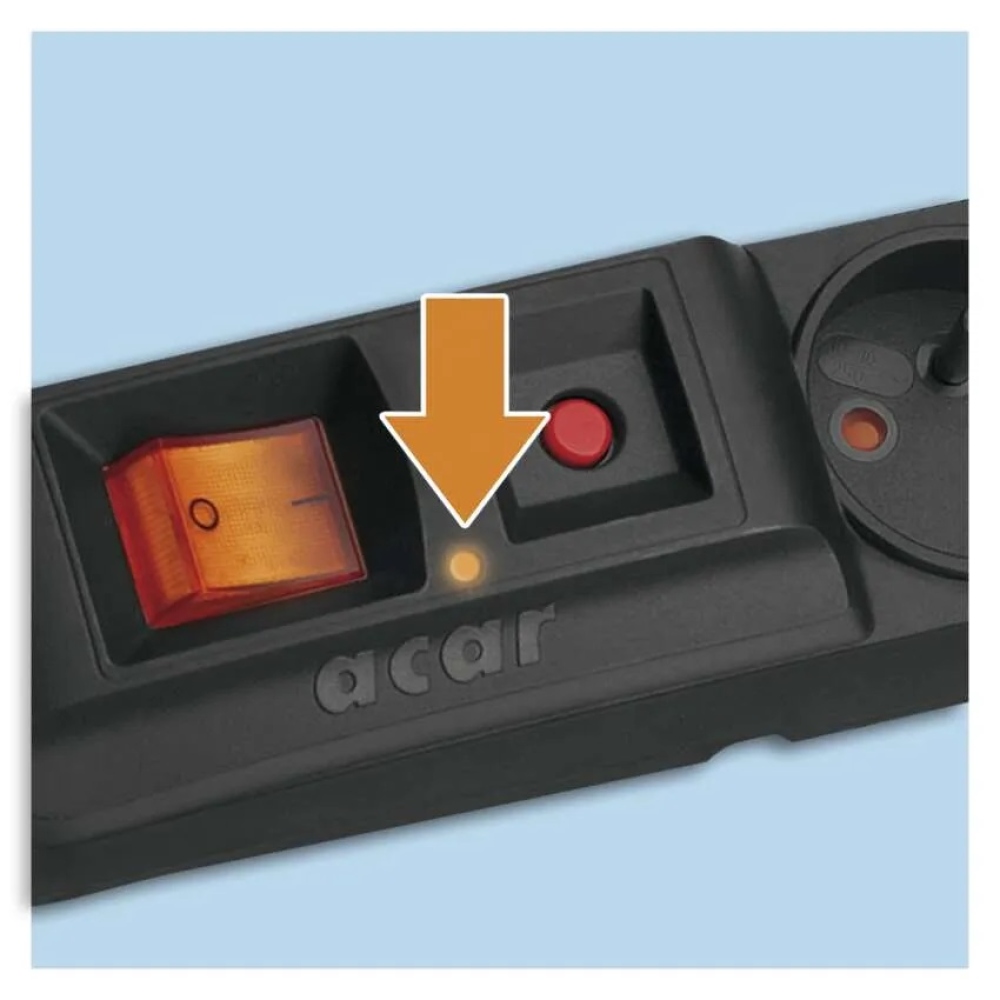 Túlfeszültségvédő - 5 aljzat, 3m - fekete