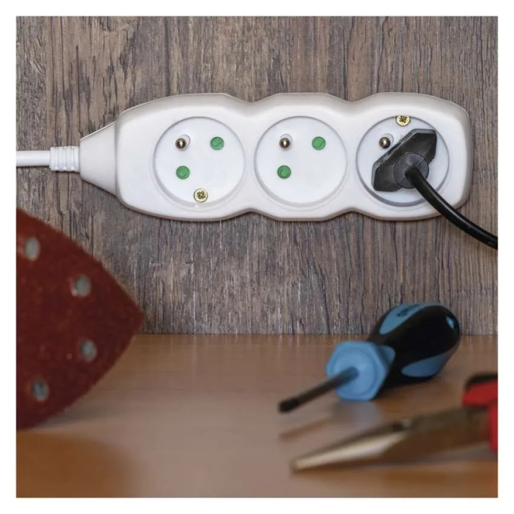 Hosszabbító kábel 5 m / 3 aljzat / fehér / PVC / 1 mm2