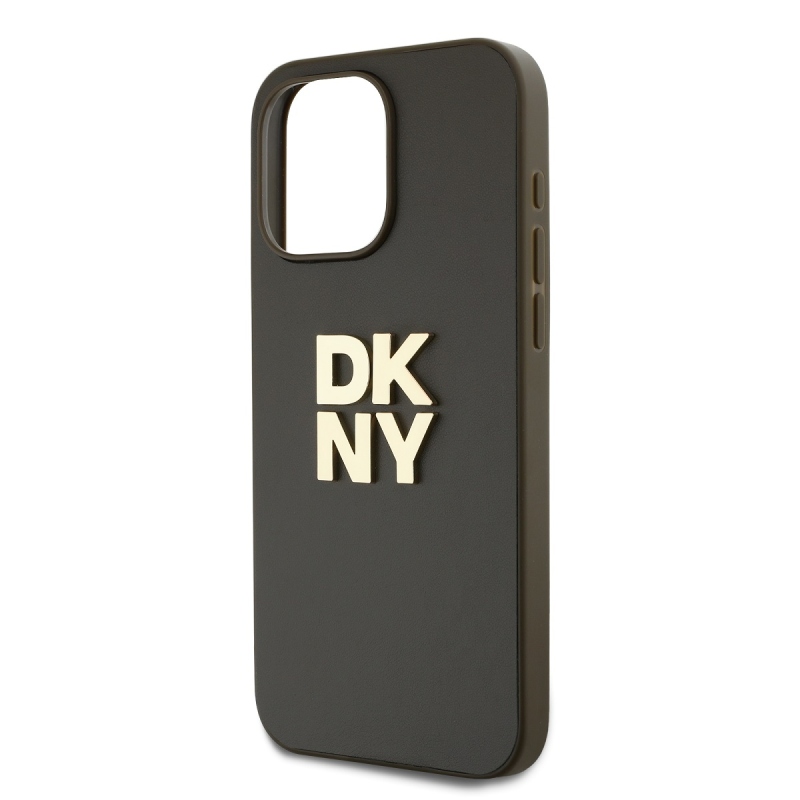 DKNY PU bőr Stack Logo csuklópánt hátlapi borító iPhone 15 Pro barna színűre