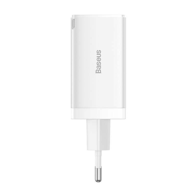 Baseus CCGP120202 GaN5 Pro gyorstöltő USB + 2x USB-C 65W Fehér