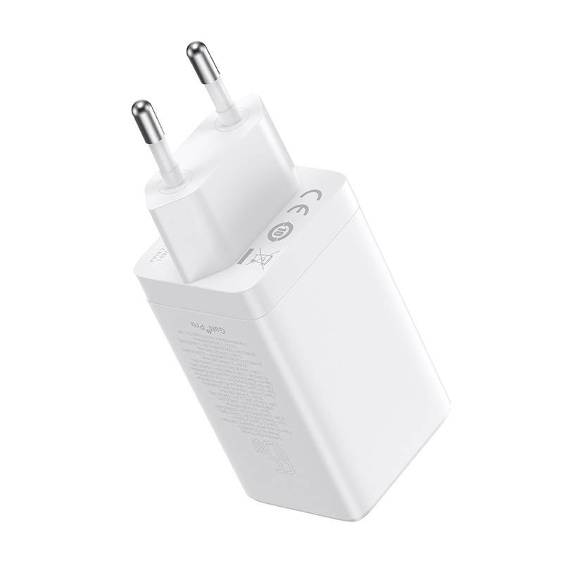Baseus CCGP120202 GaN5 Pro gyorstöltő USB + 2x USB-C 65W Fehér