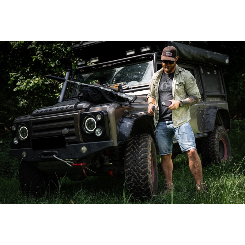 Taktikai MagForce Hyperstealth 2.0 borító iPhone 13 Pro fekete/piros színű készülékhez