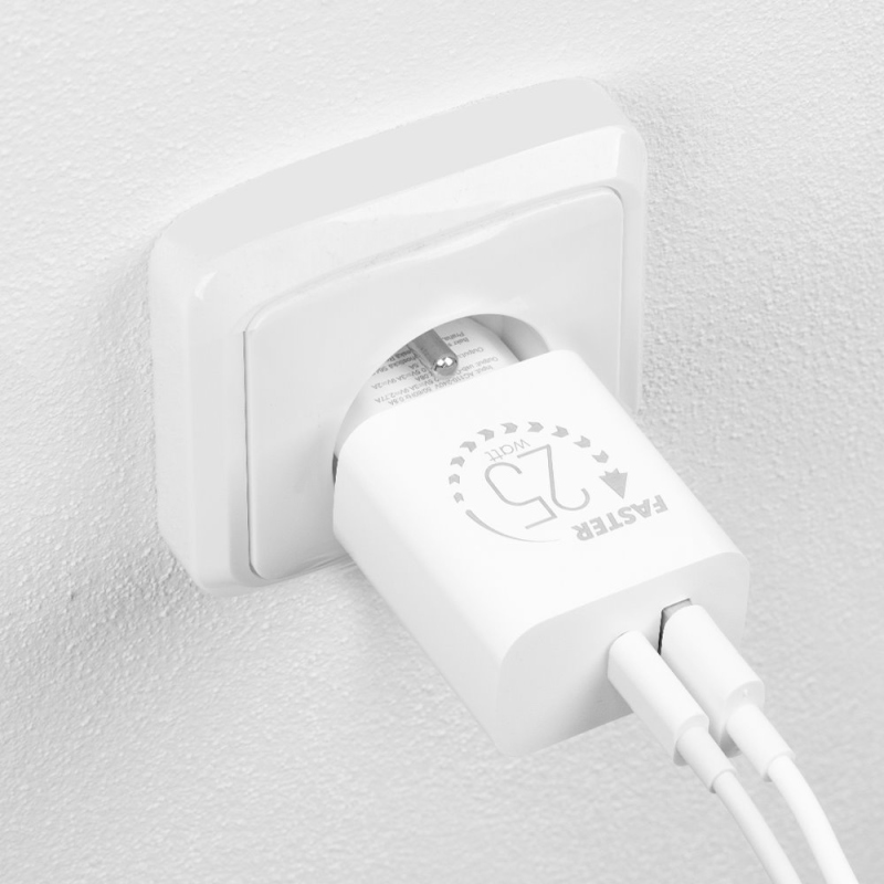 Csomag:ME utazási töltő USB-A + USB-C 25W fehér