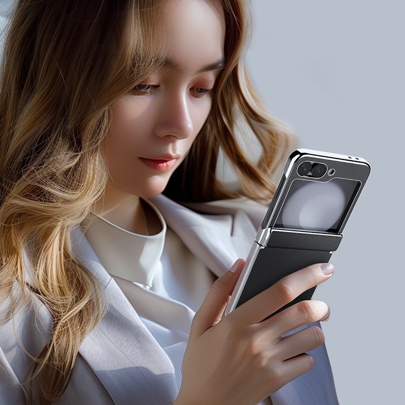 Nillkin CamShield Flip hátlapi borító Samsung Galaxy Z Flip 6/7 FE Fehér