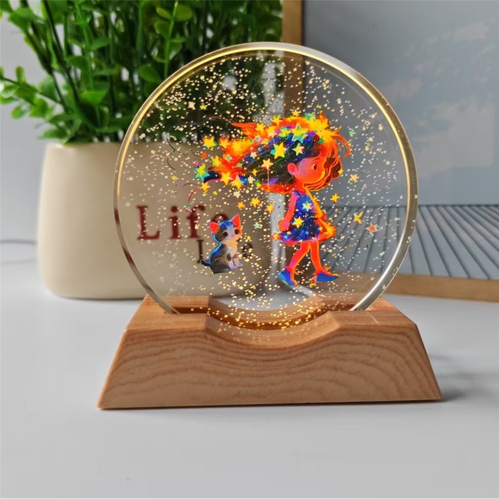 3D kristály LED lámpa 8 cm fa talppal - Csillaglány
