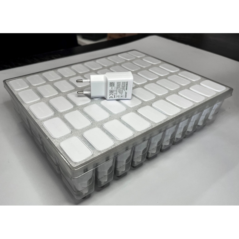 EP-TA200EWE Samsung USB-A 15W-os utazási töltő fehér (OOB Bulk)