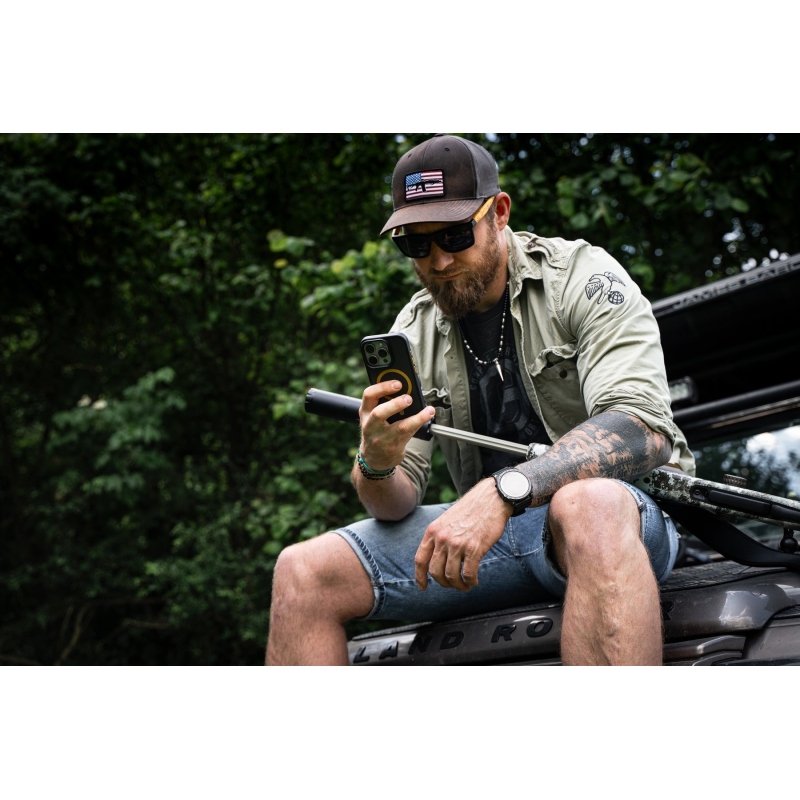 Taktikai MagForce Hyperstealth 2.0 borító iPhone 14 fekete/sárga színű készülékhez