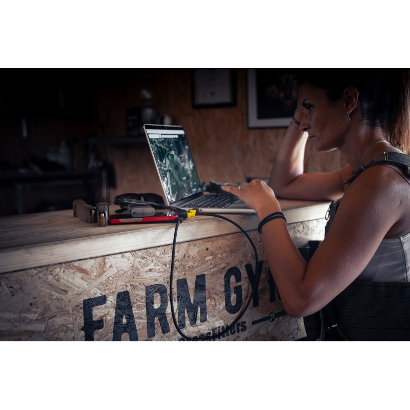 Taktikai Blackbird USB4 kábel 1m Fekete/sárga