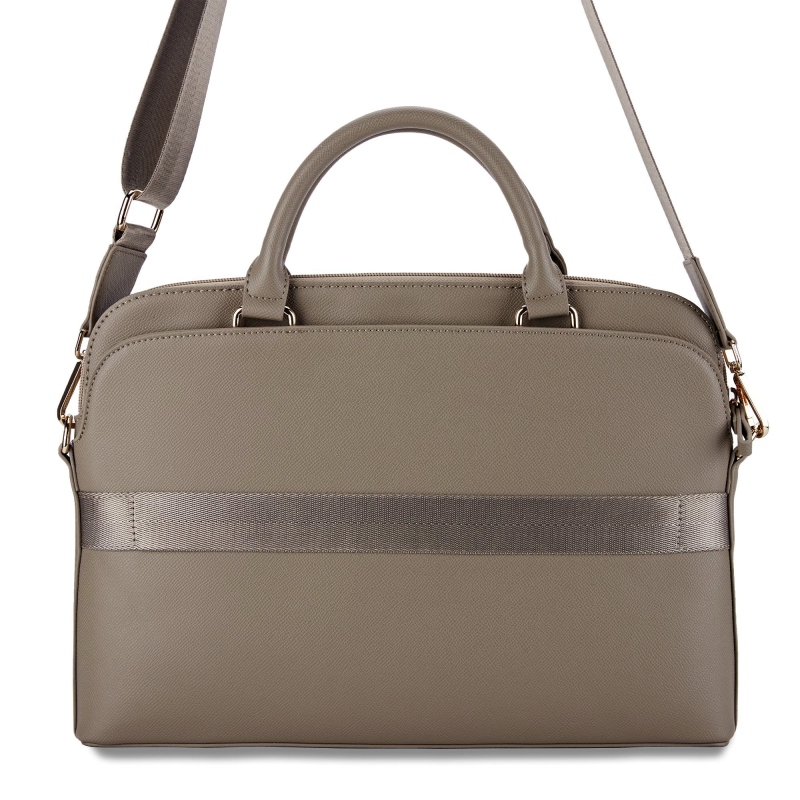 Guess PU szemcsés háromszög logós jegyzetfüzet táska 15/16