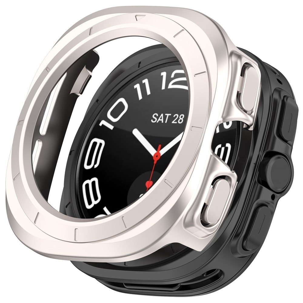Half műanyag felcsatolható tok a Samsung Galaxy Watch Ultra (2025) 47 mm-es modellhez – bézs
