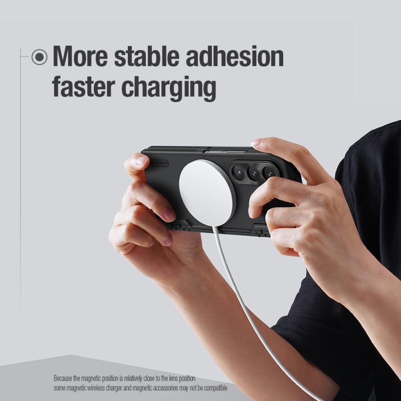 Nillkin Super Frosted FOLD mágneses hátlap a Samsung Galaxy Z Fold 6-hoz Fekete fekete