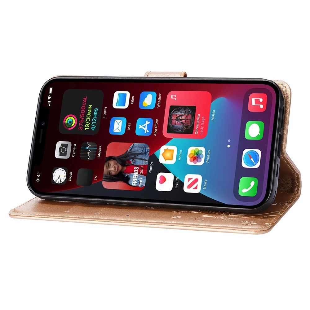 Virágok könyv tok iPhone 15 Pro készülékhez - arany