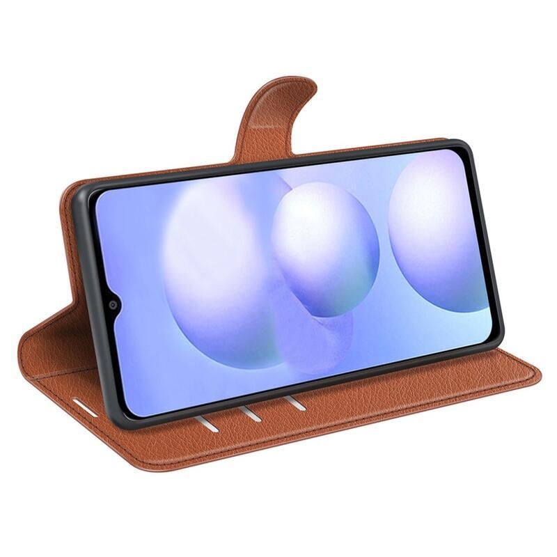 Litchi PU bőr pénztárca tok Xiaomi Poco M4 5G - barna