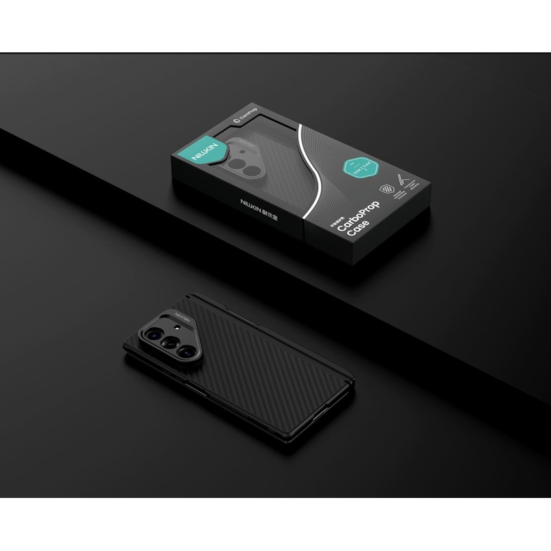 Nillkin CarboProp Aramid mágneses tollnyílásos hátlap Samsung Galaxy Z Fold 7 készülékhez, fekete