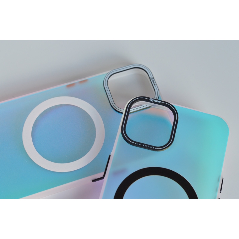 COVER:ME HoloMag borító az Apple iPhone 17 Pro készülékhez Fekete