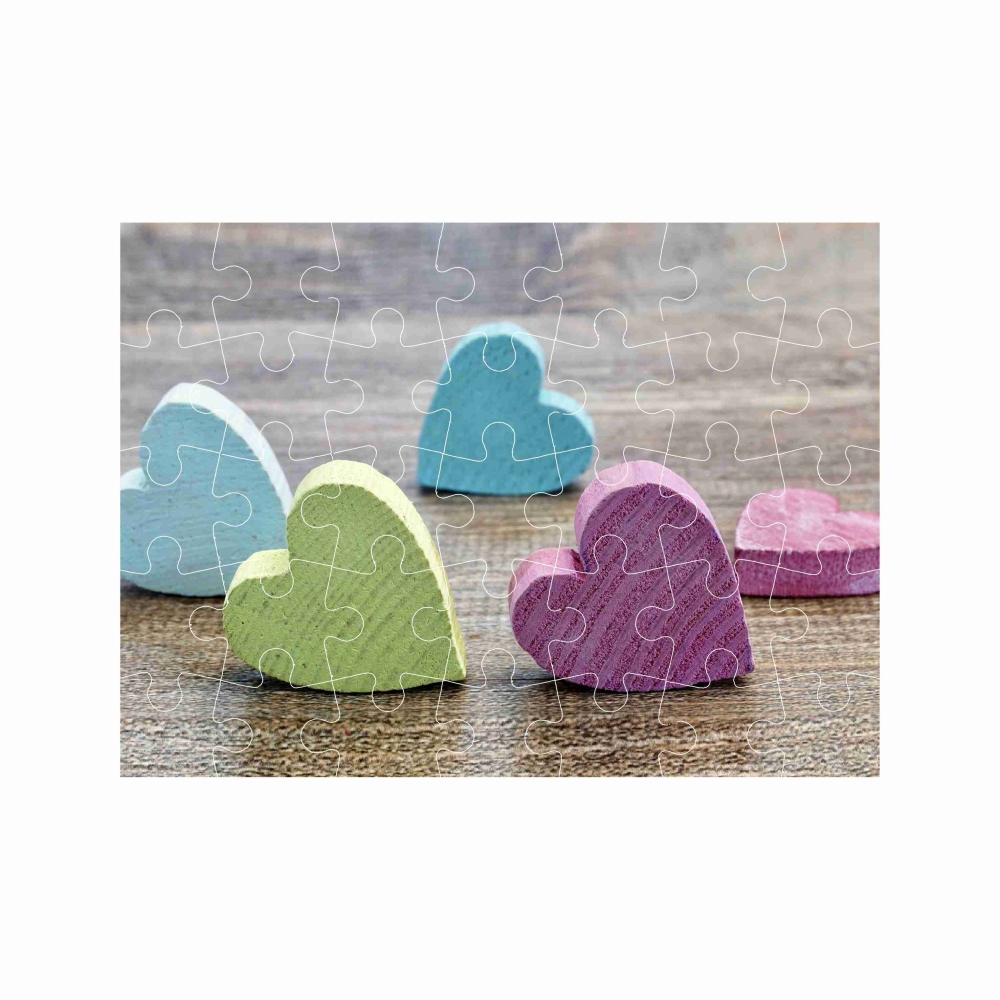 Puzzle 27x19,5cm (35 darab) képpel - fából készült szívek