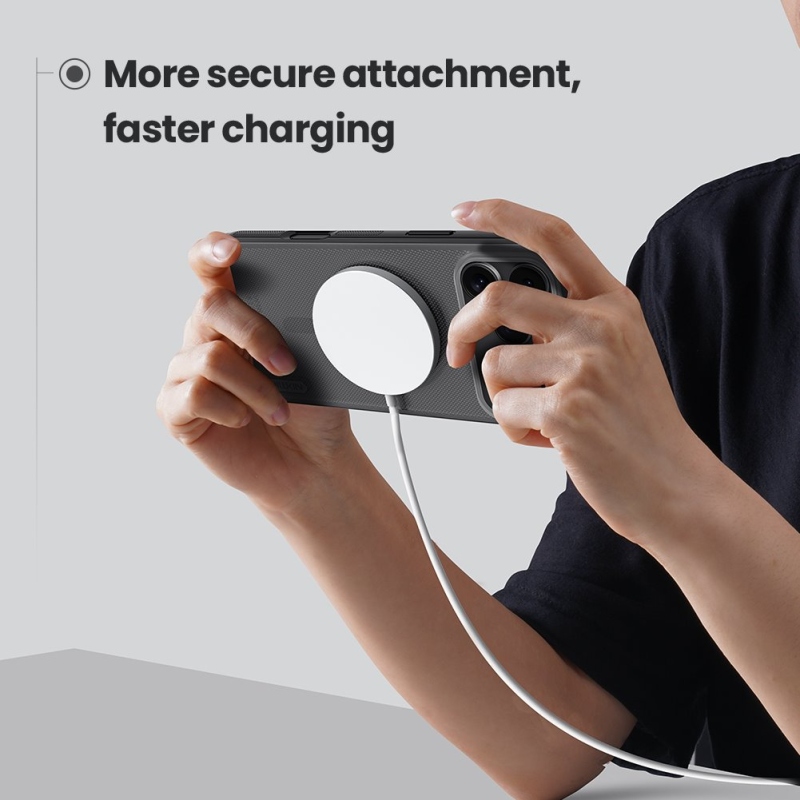 Nillkin Super Frosted PRO mágneses hátsó borítás Apple iPhone 17 Pro Max-hoz Átlátszó fekete