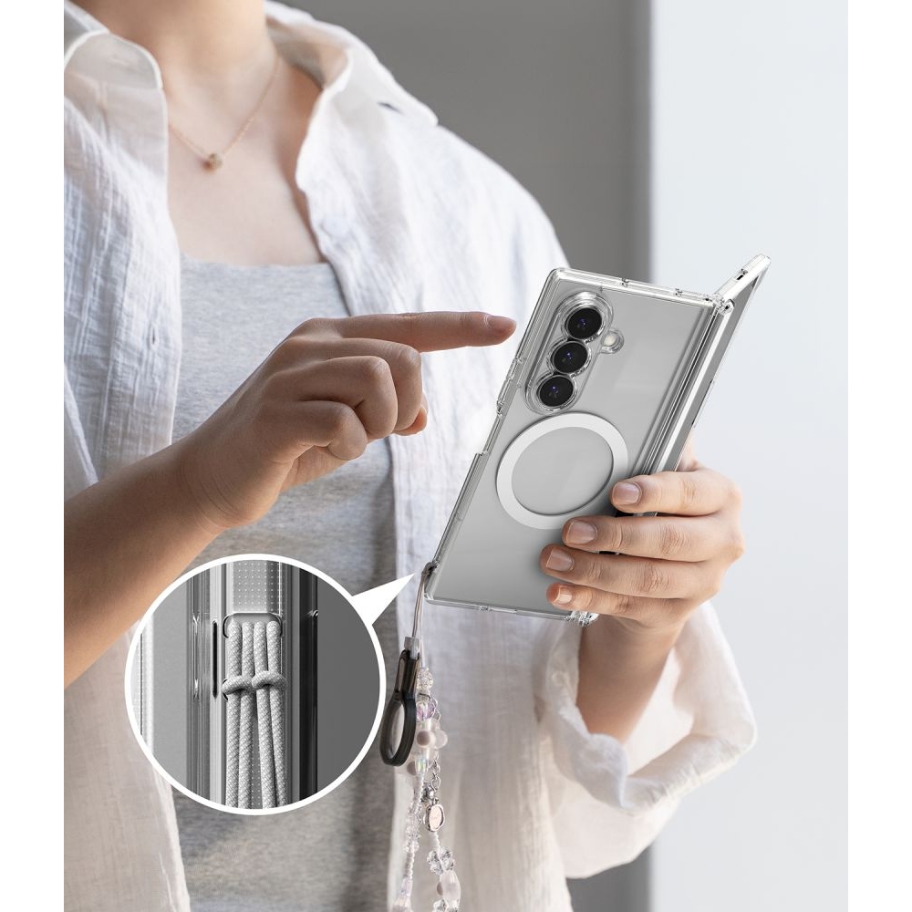 Ringke Fusion Flap tok MagSafe-vel a Samsung Galaxy Z Fold 8 Ultra-hoz – átlátszó