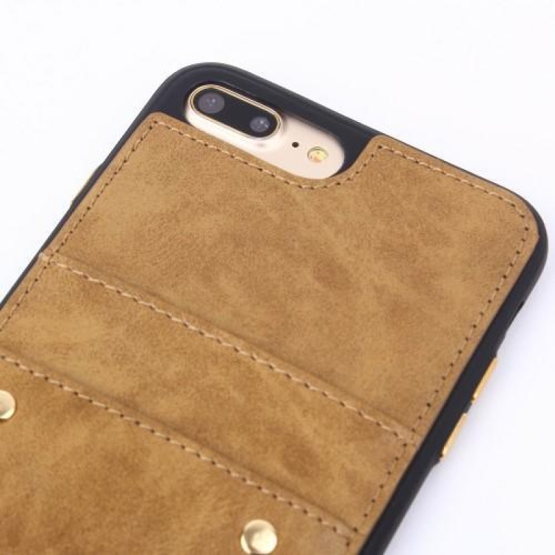Szegecselt zselés tok PU bőr hátlappal és rekesszel iPhone 8 Plus és 7 Plus készülékhez - bézs színben