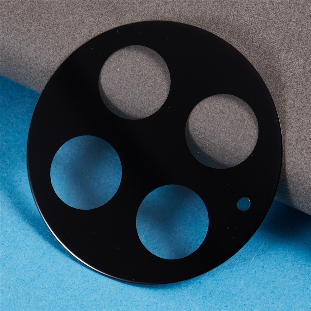 A OnePlus 13 kamera lencséjének üveglapja - fekete