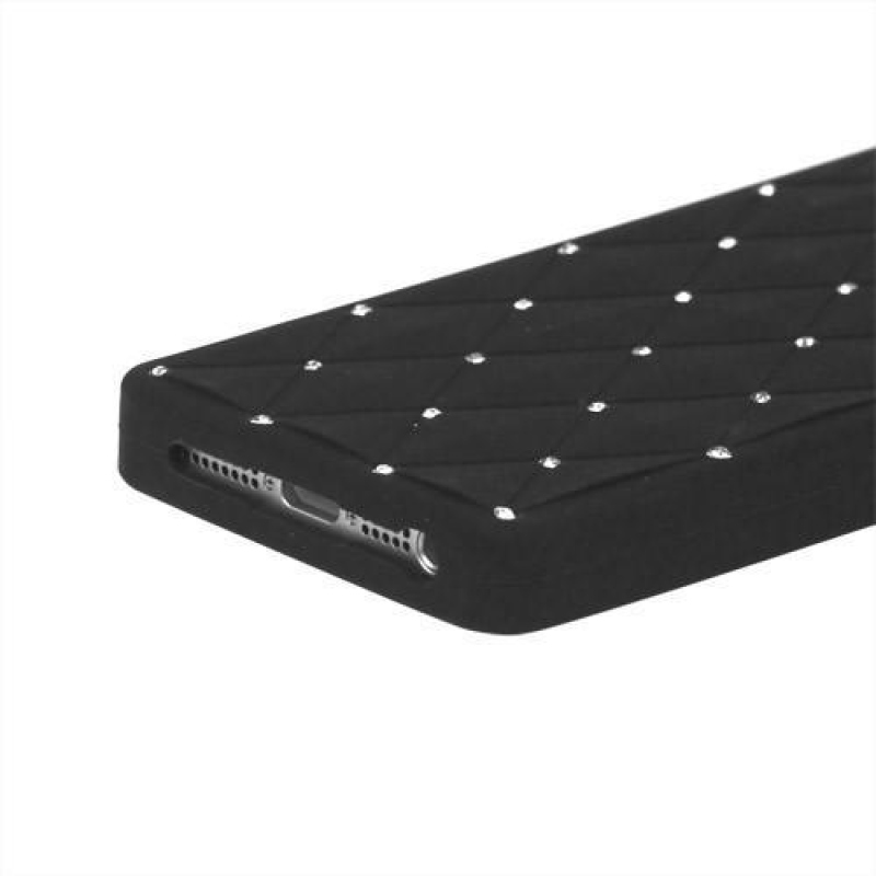 Sparke szilikon tok iPhone SE és iPhone 5 készülékhez - fekete