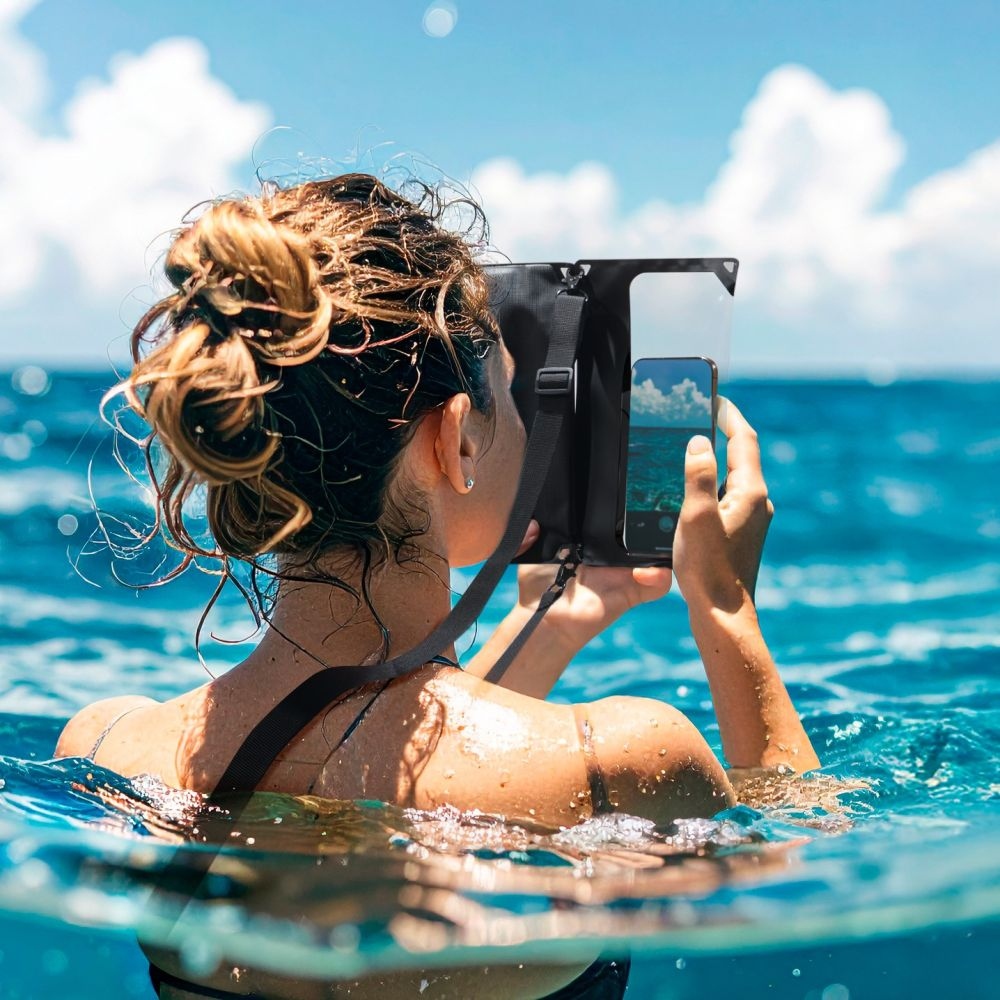 Spigen AquaShield A640 univerzális vízálló válltáska és tok - Fekete