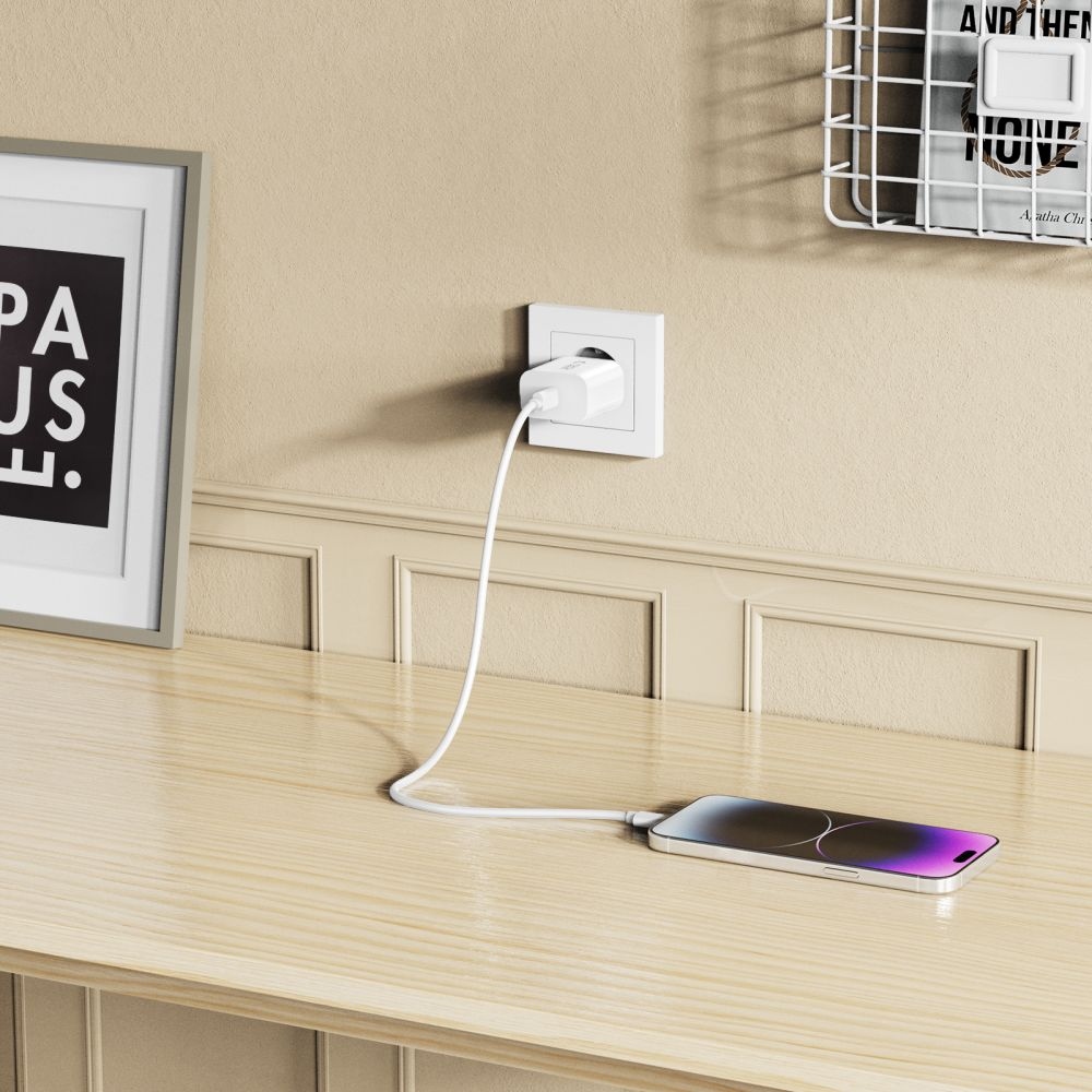 Tech-Protect NC20W PD 20W + villám/USB-C kábel - fehér