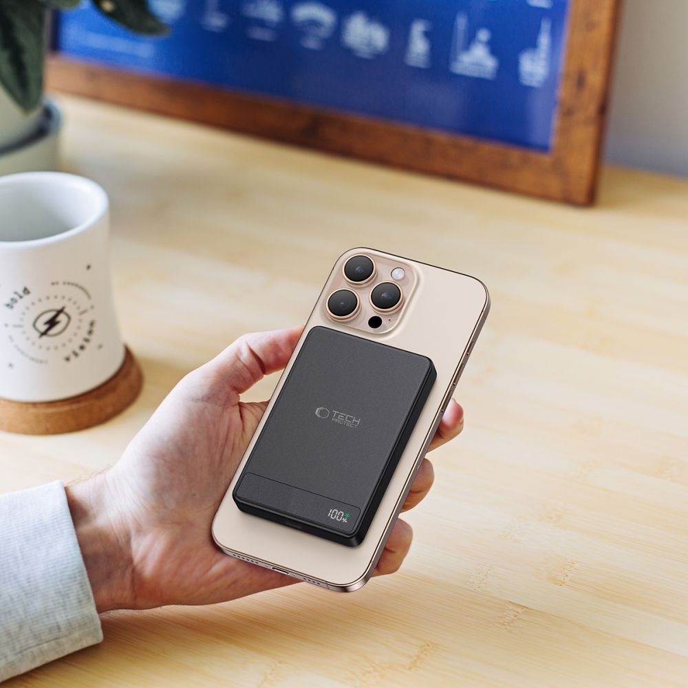 Tech-Protect PB33 LifeMag MagSafe Powerbank 5000 mAh 15W - fekete színben