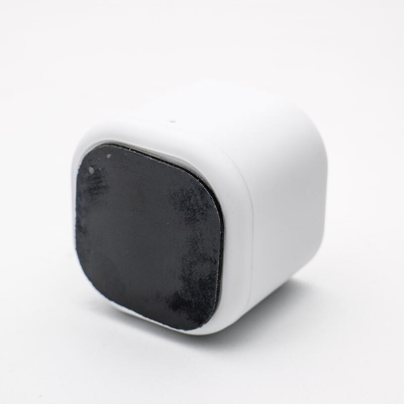 USB töltő az IQOS 2.0/2.4 készülékhez - fehér