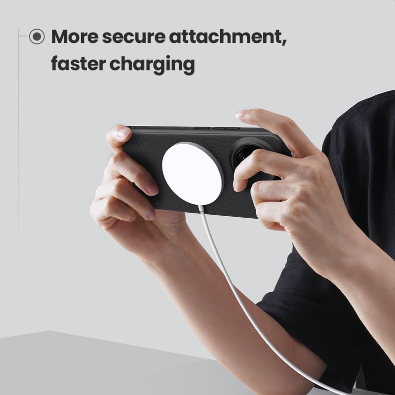 Nillkin Super Frosted PRO mágneses hátlap a Poco F7 Ultra számára Fekete